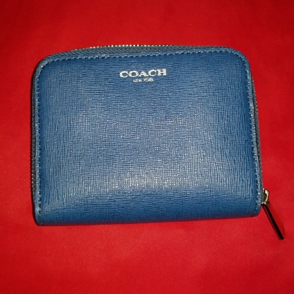 Coach Handbags - 🌼 Coach Wallet 👛